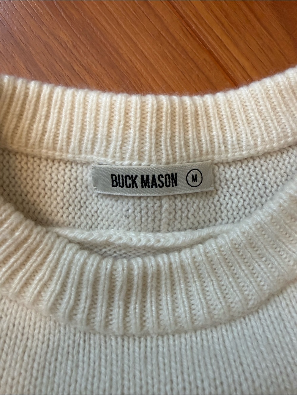 Buck Mason 100% Cashmere Crewneck Sweater Natural Size Medium - Picture 9 of 13